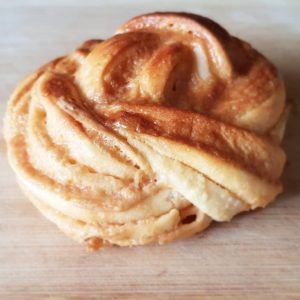 Caramel-Rolls-watani-shop-online-lebanon=food