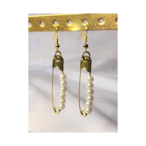 taloulas-touch-pin-pearl-earrings-watani-lebanon-buy-sell